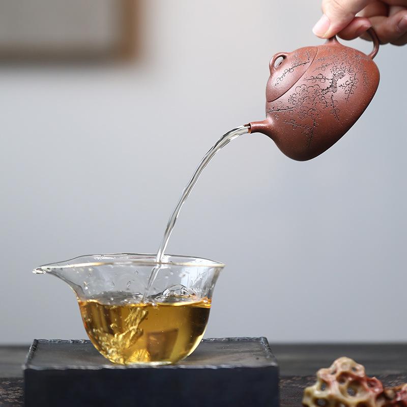 120ml Chinesische Yixing Lila Ton Teekanne Kleine Kapazität Handgefertigt Pflaumenblüte Teekanne Schönheits Tee-Infuser Zisha Kessel Teekanne Set