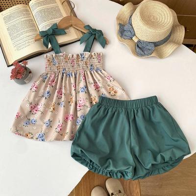 Sommer Mädchenmode Set: Bedrucktes Spaghettiträger-Oberteil mit Schleife & Bloomers-Shorts, 2-teiliges Ensemble