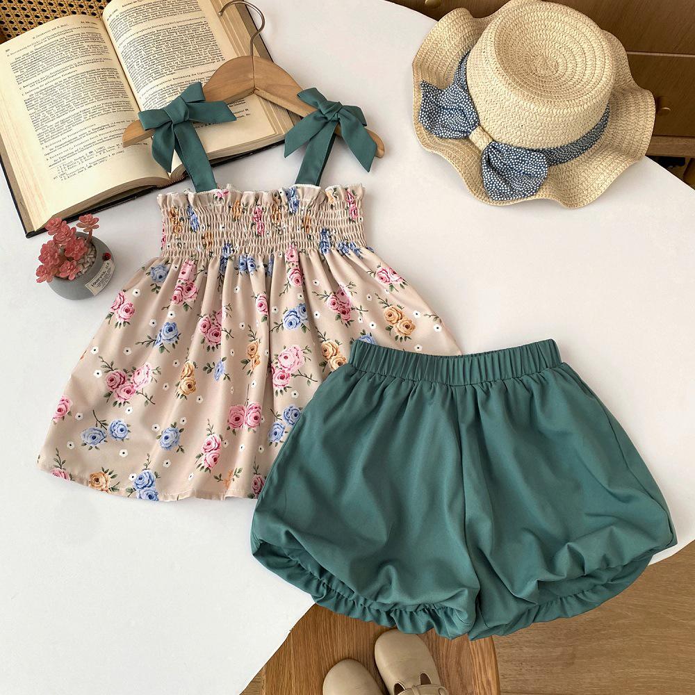 Summer Girls' Fashion Set: Printed Bow Spaghetti Strap Top & Bloomers Shorts, 2-Piece Ensemble