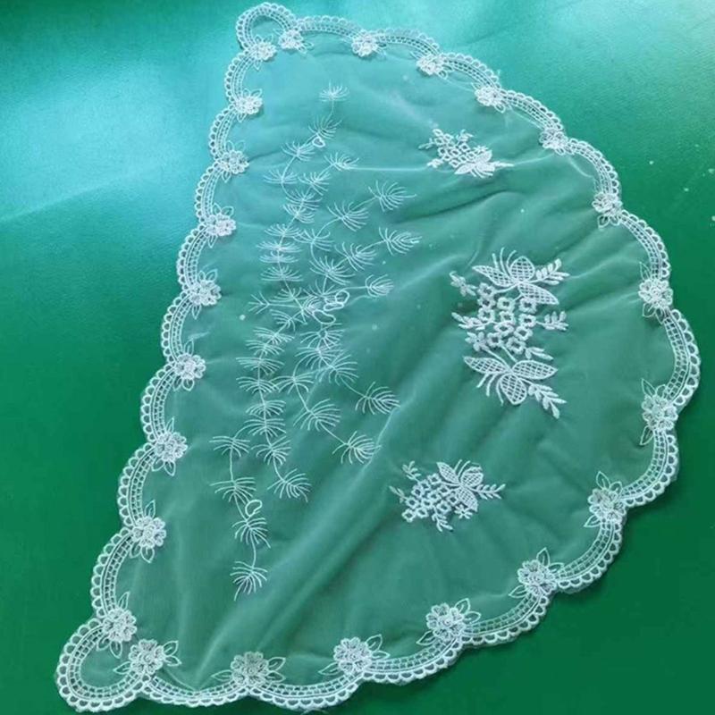 Elegant Lace Mantilla Veil Church Headscarf for Catholic Bride Veil Catholic Chapel Veil Embroidery Veil for Wedding