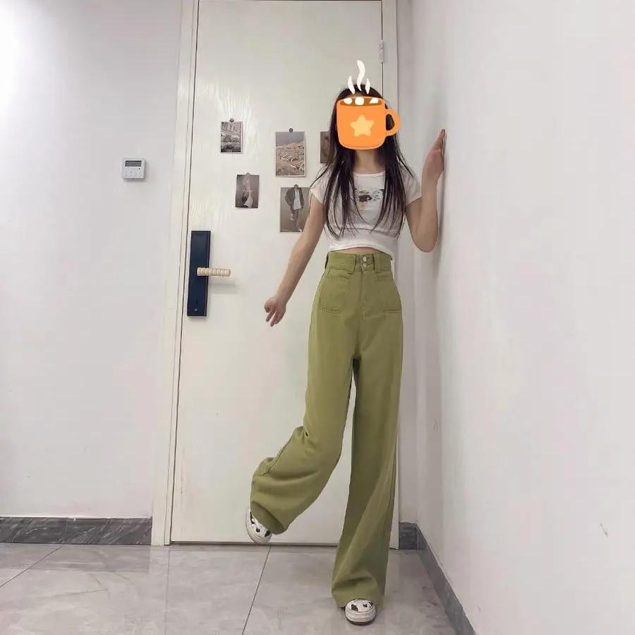 Moteriktige, løstsittende denimbukser med vide ben til dame, avslappede grønne lange bukser