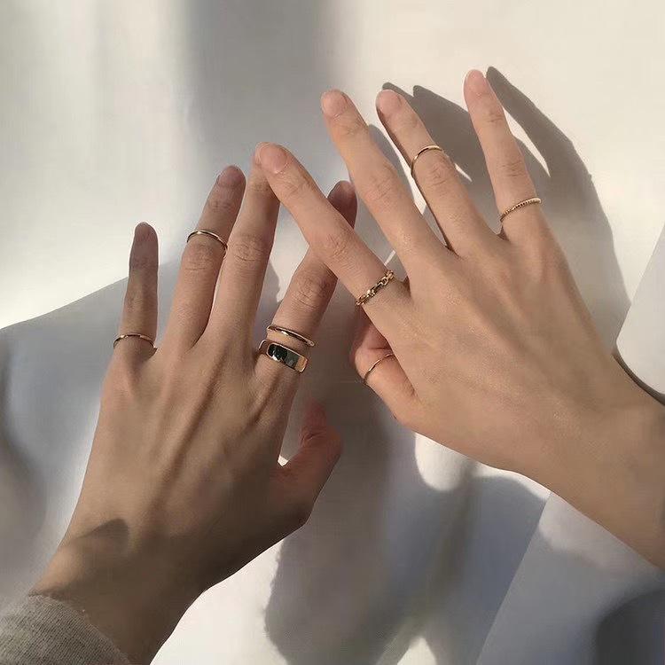 Trendy 7-Piece Women's Ring Set: Fashionable Minimalist Design, Light Luxury, Cool Niche Style, European & American Inspired Pinky Bands