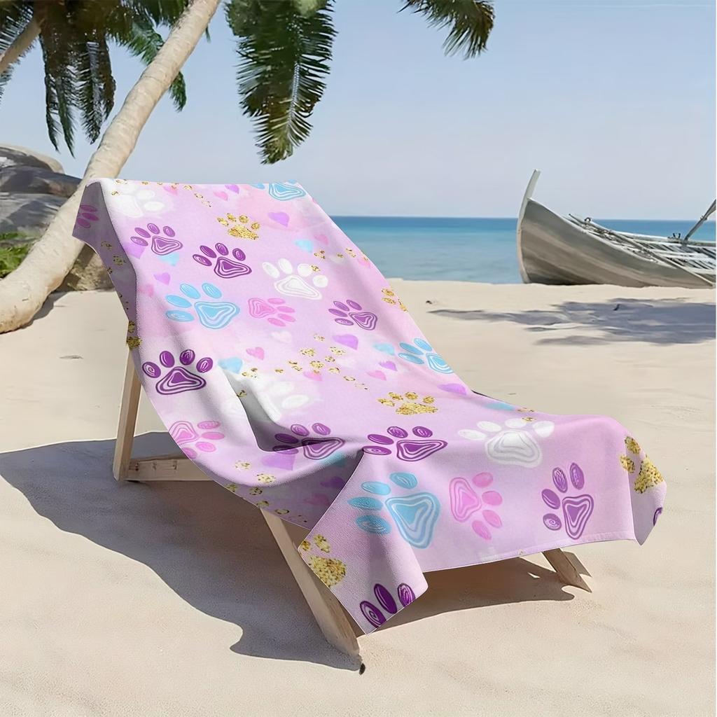 Pattern of paw prints of adorable animals polyester microfiber beach towel is highly absorbent, suitable swimming beach outings