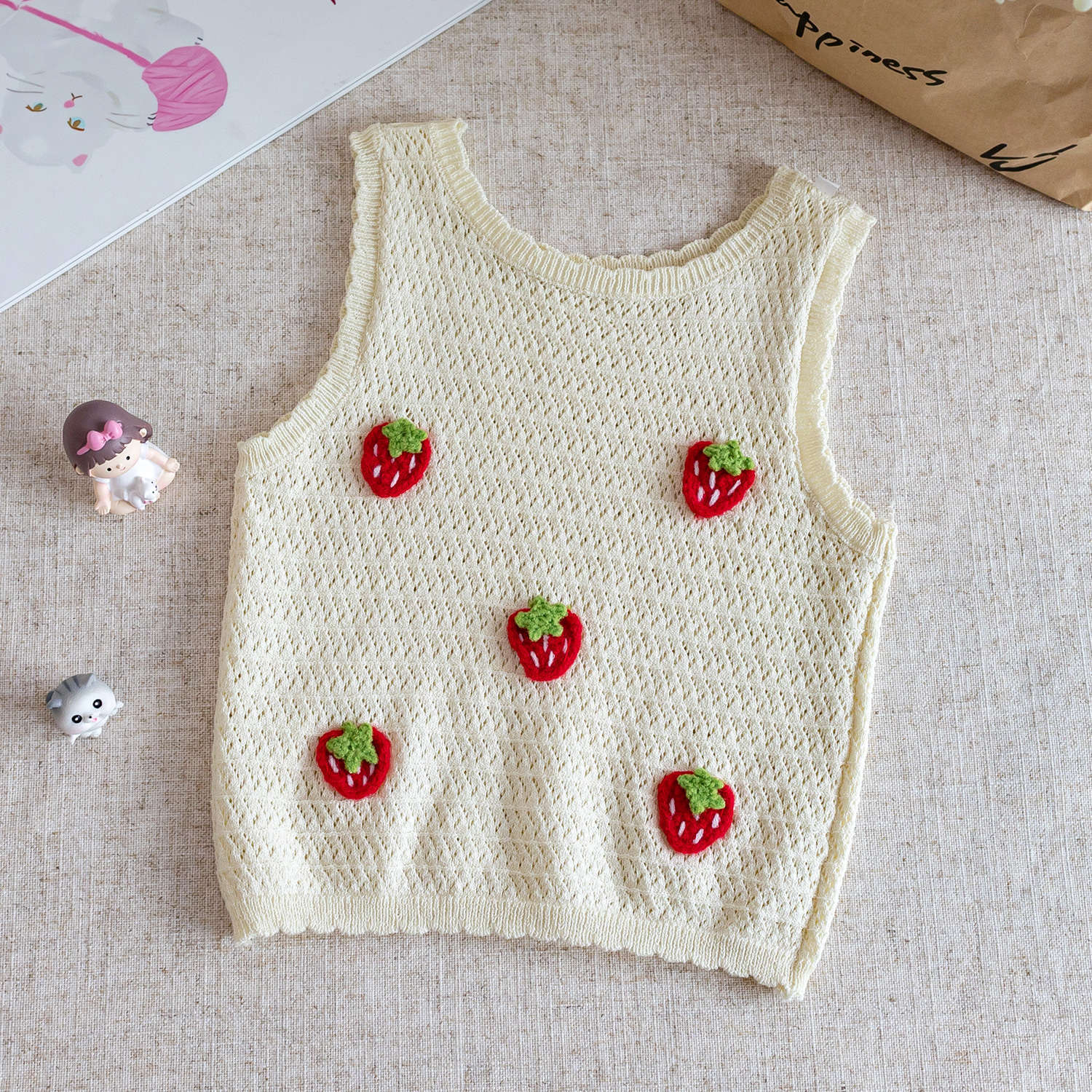Girls Summer Strawberry Print Two Piece Set Sweet And Stylish Kids Outfit For Baby Girls Casual Short Sleeve Top And Shorts 80cm