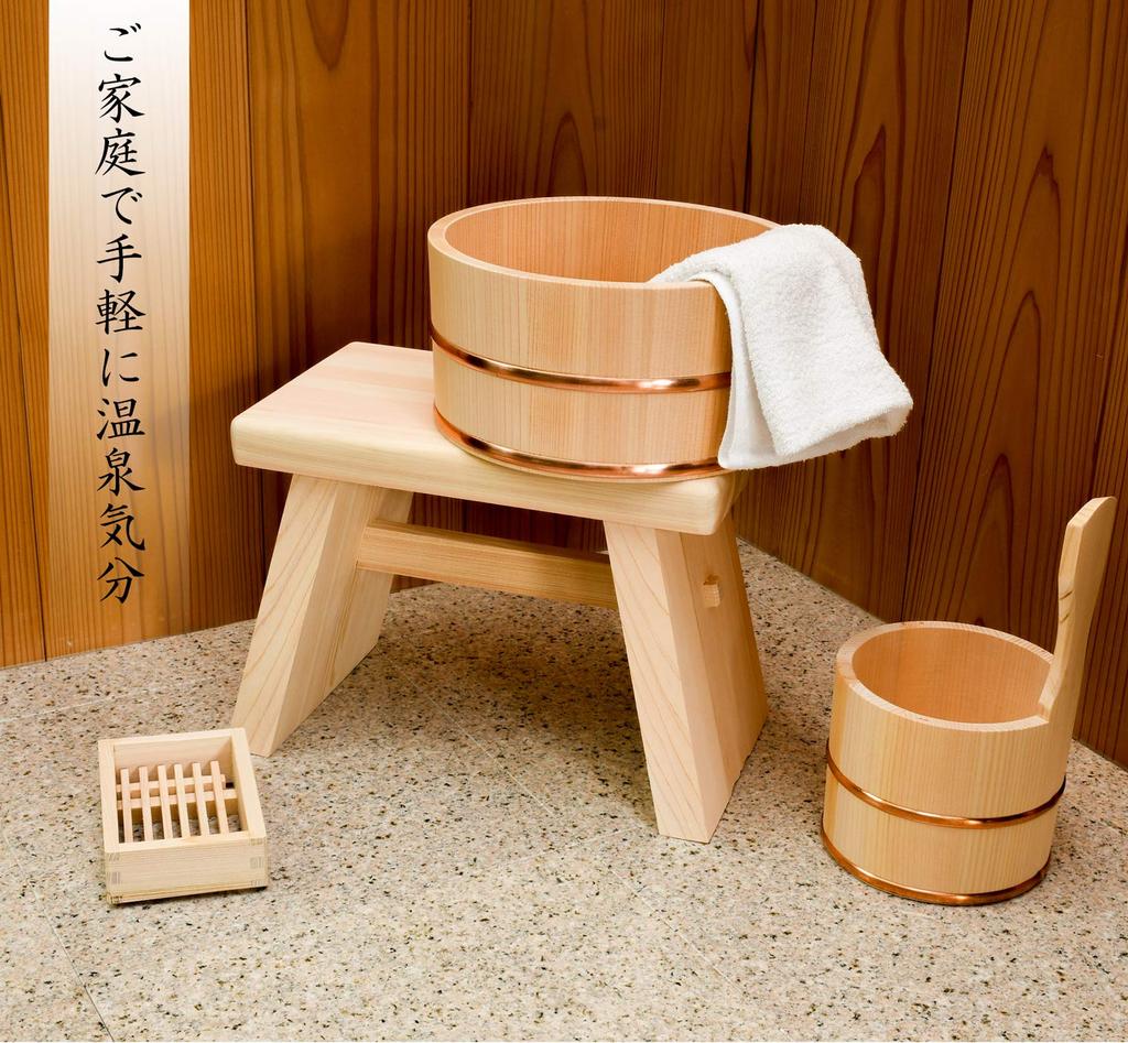 Hocker für die Badewanne aus Holz, 23 cm hoch, aus Zypresse (hinoki), hergestellt in Japan, Produktnummer 194121