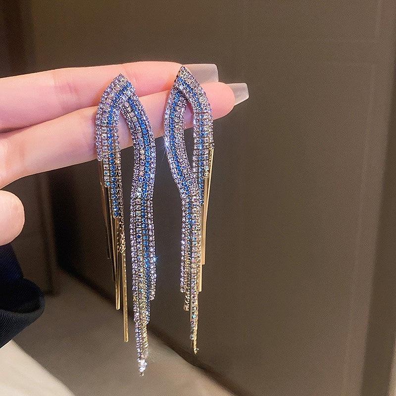 S925 Silver Needle Rhinestone Tassel Earrings - Exquisite Long Claw Chain with Colored Diamonds, European & American Style