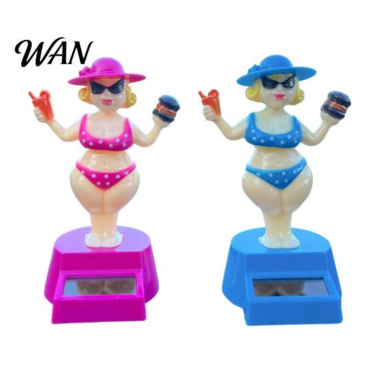 Solar Powered Car Toy Dashboard Decoration, Cute Beach Girl Swing ABS Plastic Decoration Ornament, Couple Style Dancing Figure for Vehicle Interior