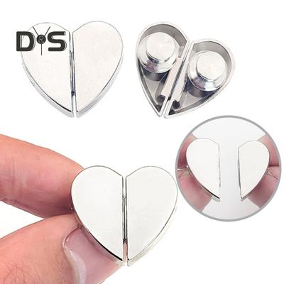 Magneti a Forma di Cuore per Tende Fibbie per Tende Tengono la Tenda Chiusa Clip di Chiusura per Tende Impediscono la Fuoriuscita di Luce per Casa Camera da Letto Bagno Ufficio