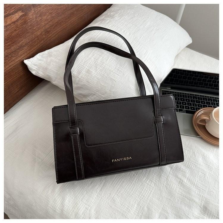 Trendy Vintage Inspired Crossbody Bag For Women With Nylon Lining And Zipper кофейный