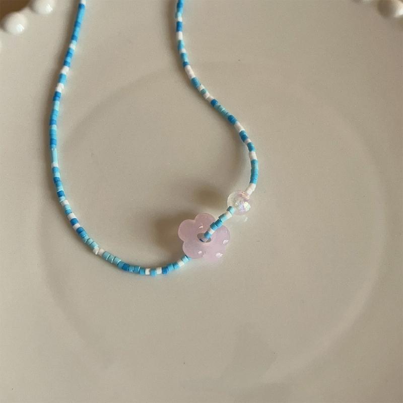 Resin Flower Pendant Necklace Crystal Bead Choker Sweet Dopamine Clavicle Chain Choker Jewelry for Women Girl Teen