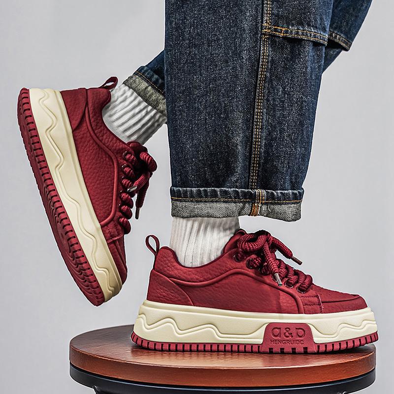 New Men's Classic Four Seasons Fashion Low Top Skateboarding Shoes Comfortable Soft Sole Sneakers