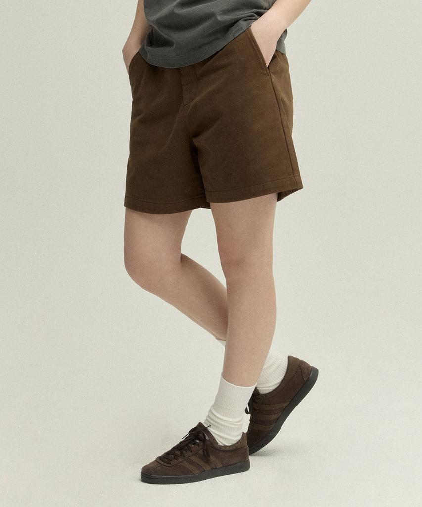 URBANDTYPE Capri Washed Chino Shorts_Brown
