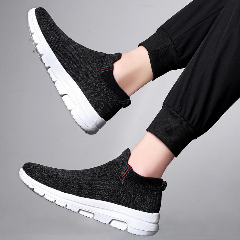 Tendință la modă pentru bărbați Pantofi Flyknit respirabili Pantofi de drumeție Pantofi de sport și de agrement în aer liber Turism Ciorapi de mers pe jos Pantofi