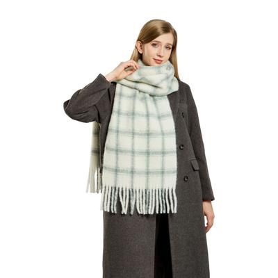 Accessoires – Schals & Tücher