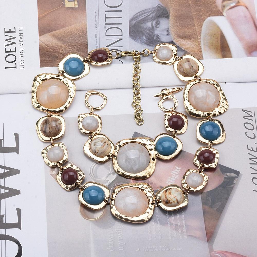 Unique And Stylish Alloy Geometric Necklace For Women 2023 New Fashion