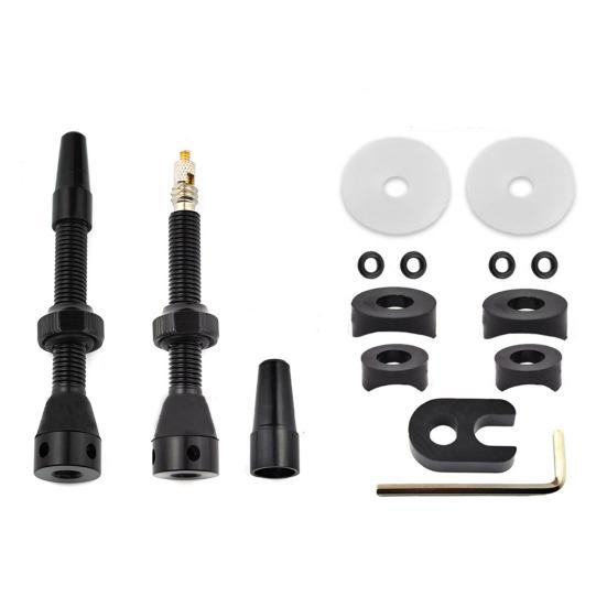 

1 комплект бескамерных ниппелей с ключом, обработанные на станке с ЧПУ, сверхлегкие металлические штоки и колпачки, замена 44/60 мм МТБ 44mm A чёрный