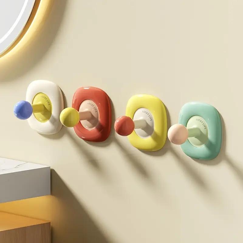 4PCS Dopamine Flower Hooks, Punch-free Entrance Door Key Holder, Sticky Hook, Traceless Towel Rack, Strong Load-bearing Clothes Hook