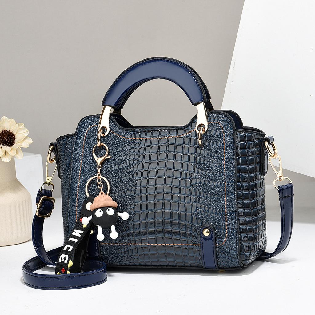 Elegant Handbag Versatile Zippered Ladies Shopping Tote Bags with Adjustable Strap Women Bags Solid Color Ladies Crossbody Bags