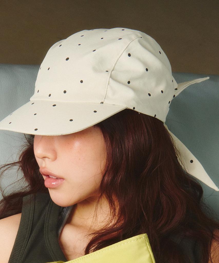 Maugeu Darted Scarf Cap Ivory