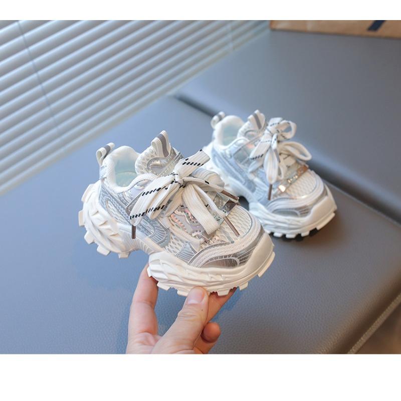 Compagno di classe primavera nuove scarpe sportive traspiranti suola morbida scarpe da corsa per bambini di media taglia scarpe da papà per uomo e donna bambini