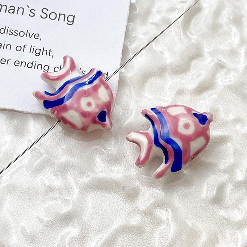 2 stücke Retro Bunte Hand-gemalt Tiefe-meer Fisch Keramik Tropische Fische Perlen Diy Schmuck Perlen Armband Halskette Zubehör