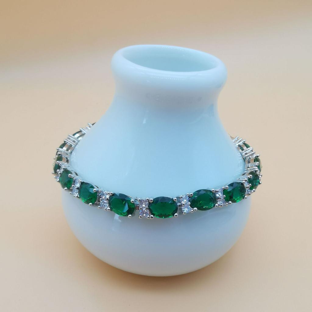 New Women's Egg-shaped Bracelet for Girlfriend Gift Birthday Party