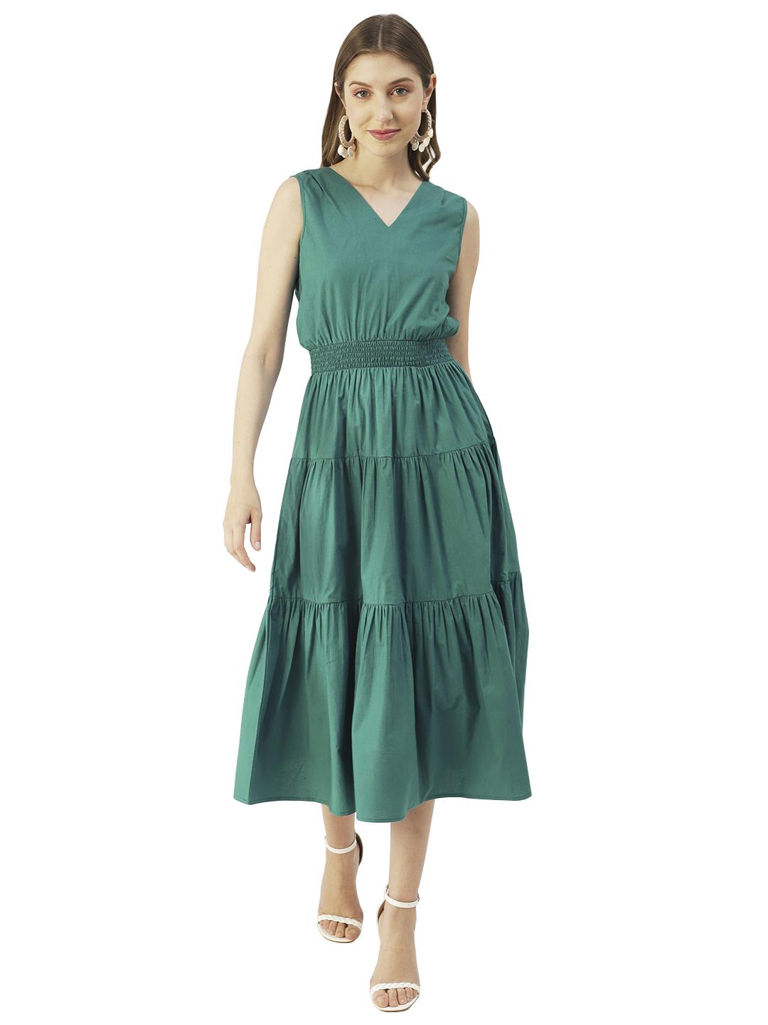 

Moomaya Solid Cotton Sleeveless Dress, V-Neck Smocked Waist Tiered Midi XS зелений