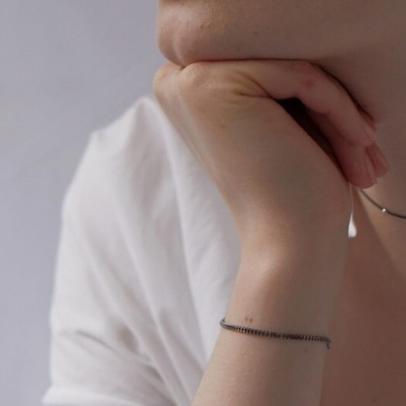 

LOVE ME MONSTER [Silver] Bold Black Chain Bracelet BLACK