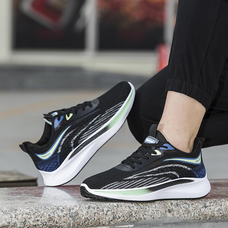 Sommer Sportschuhe Mesh dünn Low-Top Laufschuhe Student Schnürschuhe Plateau Herrenschuhe Fly-Woven Herrenschuhe