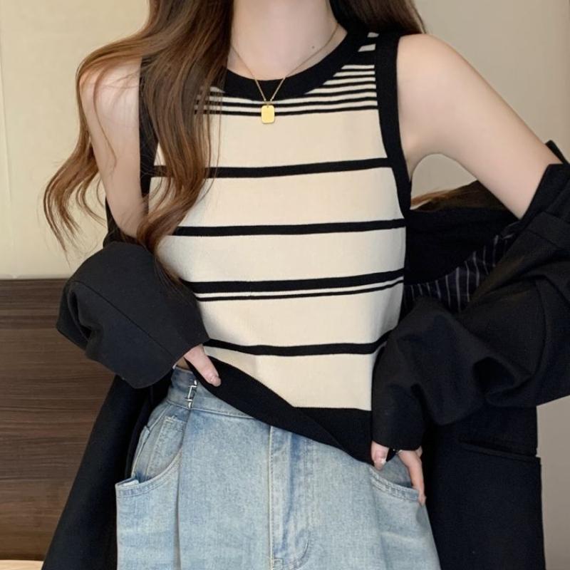 Women's Color-Block Striped Knit Camisole Summer Outer Wear Stylish French Unique Lining Sleeveless Top