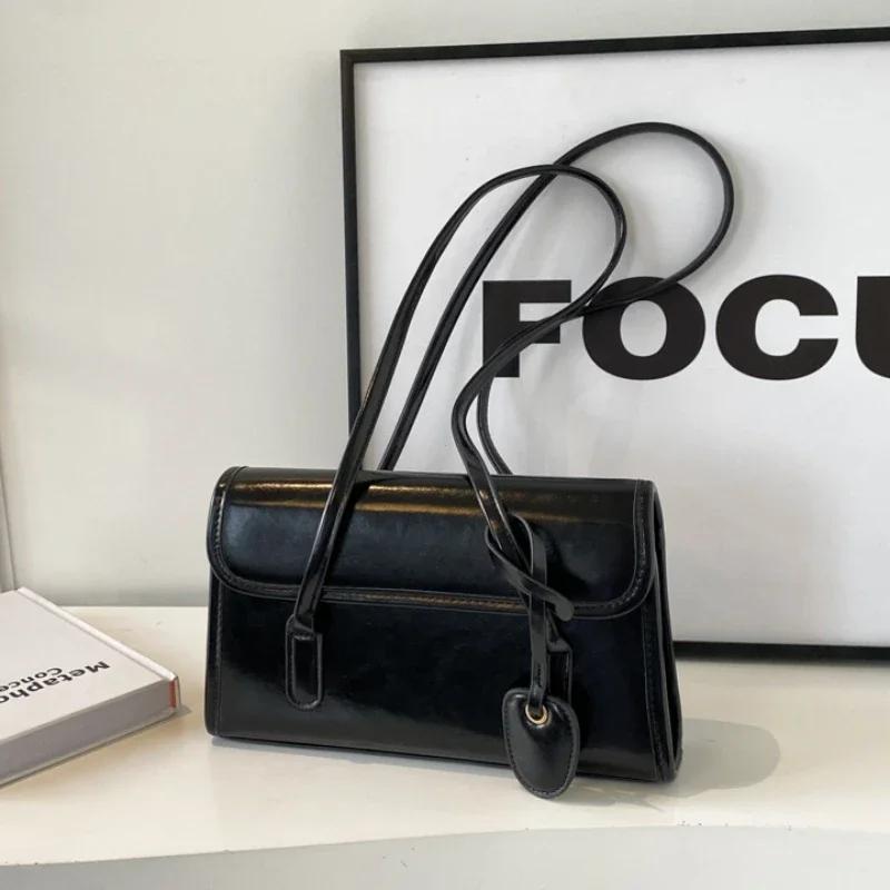 

Large Capacity Underarm Bag Women High Sense Women Versatile Autumn and Winter Fashion Popular Portable Shoulder Bag