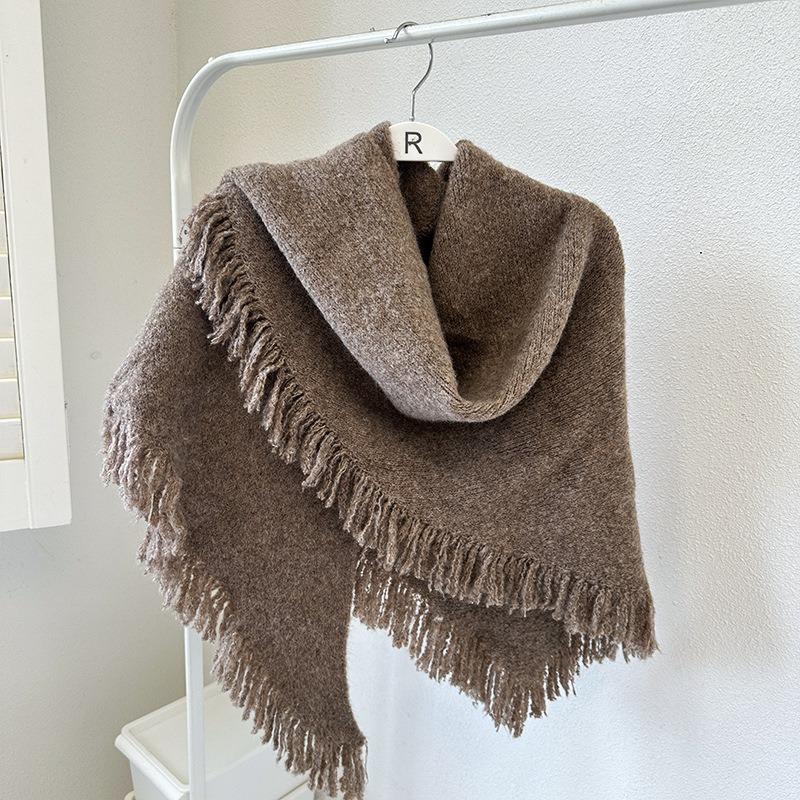 Autumn and Winter High-end Korean Versatile Fringes Thickened and Warm with Triangle Scarves, Knitted Wool Scarves, Shawls
