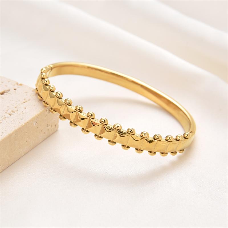 

Браслет из нержавеющей стали с золотым покрытием 18 карат, не тускнеющий, женское ювелирное украшение, подарок, в стиле змеи, бамбука, металлическая текстура, витой браслет 18cm