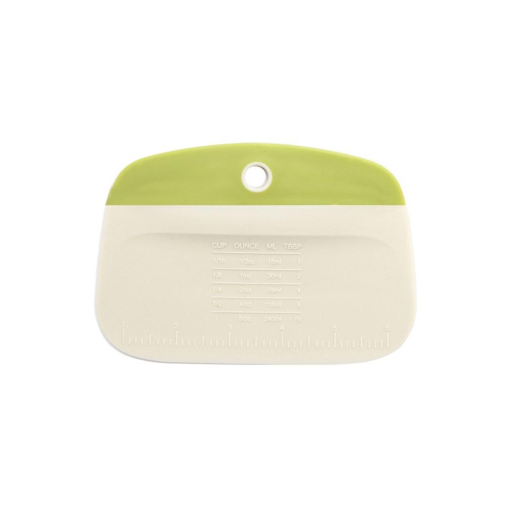 2PCS Plastic Dough Pastry Cutter with Measuring Scale Food Scrapers Baking Tools Bench Scraper Cake