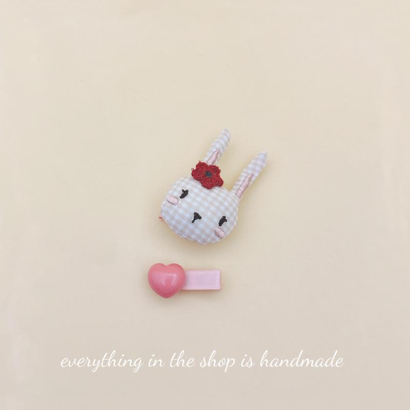 1Pcs Cute Newborn Hair Accessories Cartoon Hair Clips For Girls Handmade Fabric Cotton Hairpins Baby Side Clip Kids Hair Holder