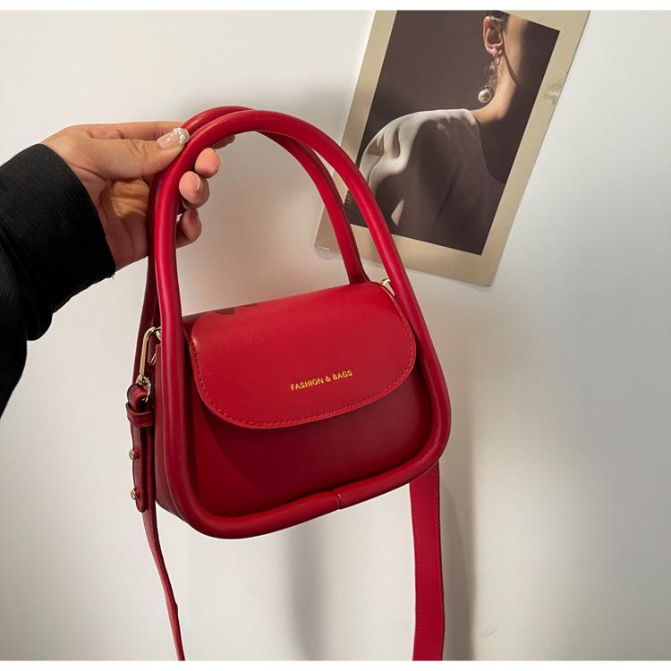 

Универсальная трендовая сумка этого года, новая однотонная, хороший внешний вид, простота, сумки через плечо, усовершенствованные ощущения, сумки через плечо