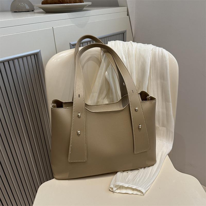 

Retro bag 2025 new trendy spring and summer portable explosion single shoulder large capacity versatile fashion tote messenger women s bag хаки