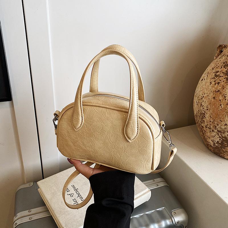 Premium sense niche bag women's spring and summer new versatile shoulder messenger bag portable work pillow bag