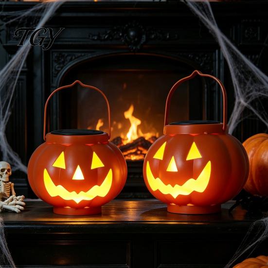 Automatic Dusk to Dawn Lights Solar Pumpkin Lanterns, Waterproof Outdoor Halloween Light, Spooky Autumn Holiday Party Ornaments Hanging Orange Lantern