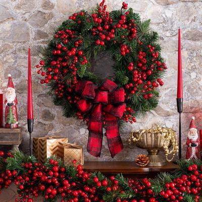 Red Berry Christmas Door Wreath: Holiday Wall Decoration