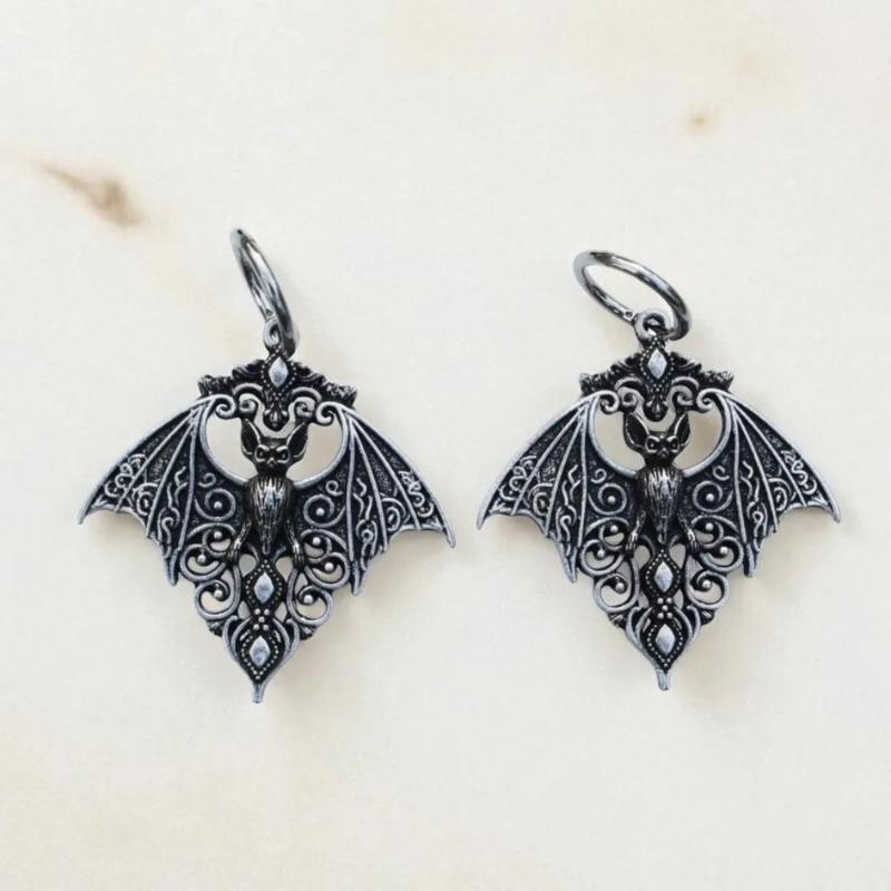 Creative Personality Silver Color Hollowed-out Vampire Bat Pendant Hoop Earrings for Women Retro Goth Halloween Vampire Jewelry