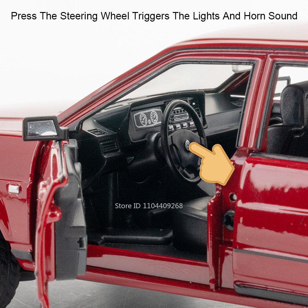 1:24 Retro Santana Model Auta Hračka Otevírací Dveře Zvuk Světlo Policejní Auta Slitina Tlakově Odlitý Autobus Modely Vozidel Kolekce Dárky pro Děti