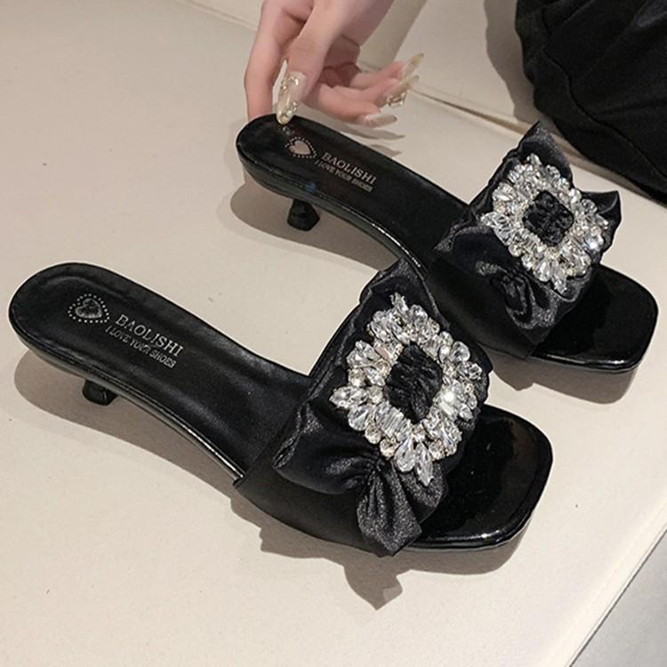 Factory Direct Sales 2025 Summer Fairy Style Slippers Fashion Medium Heel Square Head One-word Drag with Skirt Casual Cool Slippers
