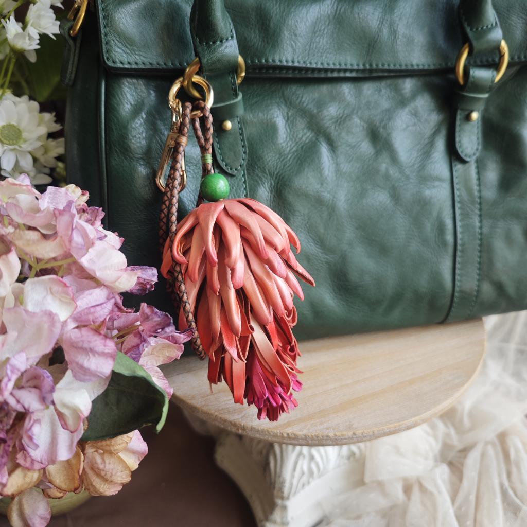 Handcrafted 3D Protea Flower Keychain & Necklace Pendant - Vegetable-Tanned Full-Grain Leather with Artisan Dyeing