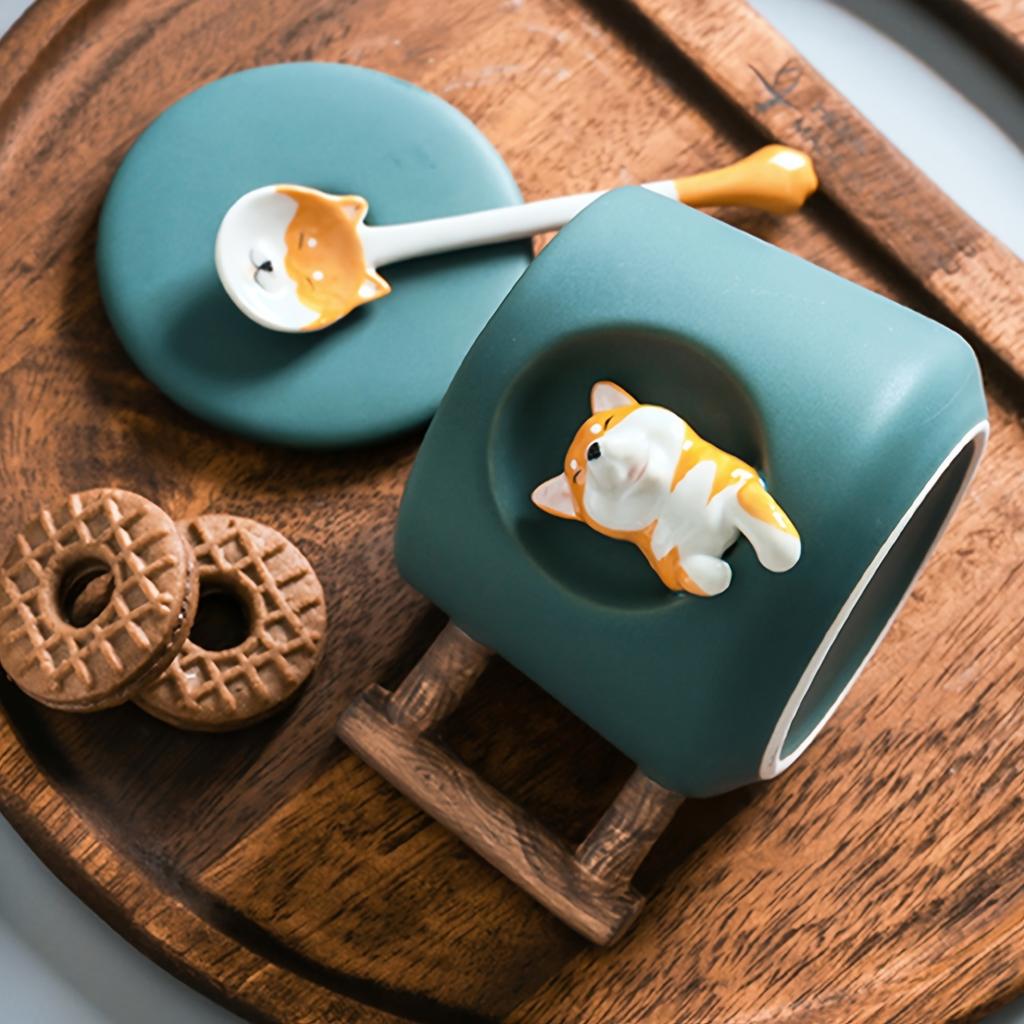 3D-Kaffeetasse mit süßer Hundestatue mit Deckel und Löffel, Teetassen mit 14,2 Unzen Keramikgriff, bemalte lustige Welpenfiguren-Tassen, Geburtstagsgeschenke, Trinkbecher