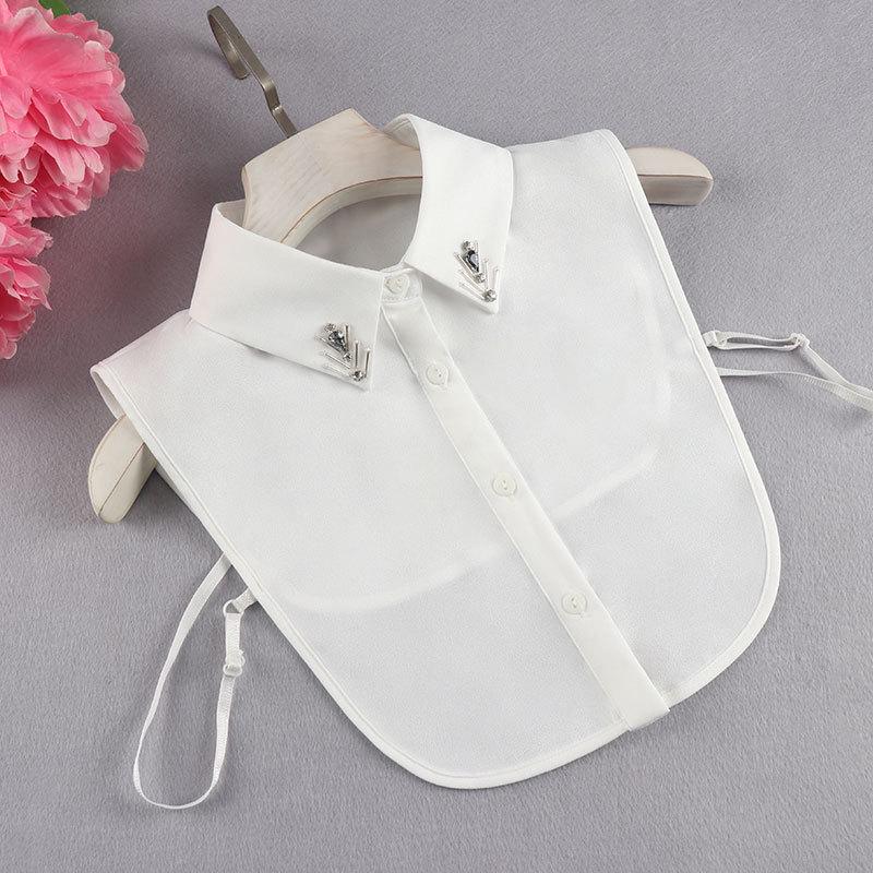 Versatile Women's White Beaded Detachable Shirt Collar for Sweaters – Autumn and Winter Accessory