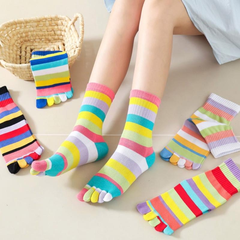Calzini a strisce arcobaleno a tubo medio per donne e ragazze, casual, traspiranti, a cinque dita separate, per corsa e sport