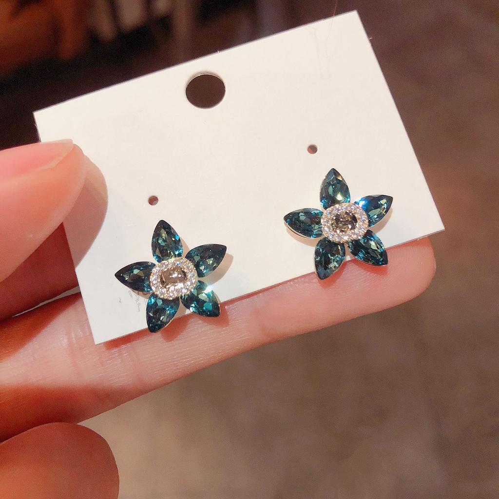 Explosive Zircon Flower Stud Earrings Women's Niche High-end Sense Light Luxury Temperament Earrings Fashion Versatile Earrings