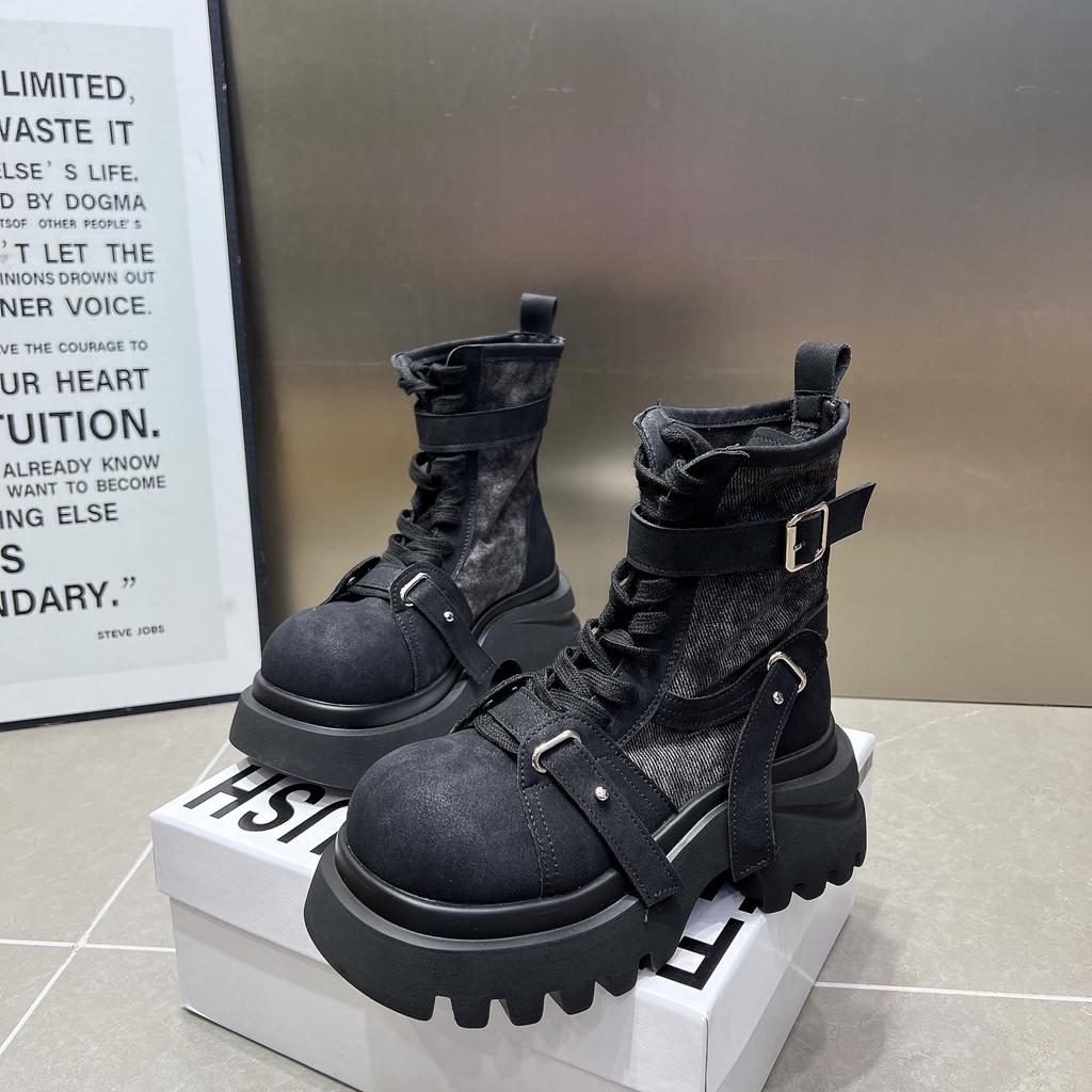 Dámské boty Martin 2025 nové kožené kombinované látkové boty na silné platformě s pásky módní lokomotivní boty malé krátké boty