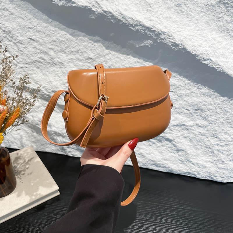 Pu Saddle Bag With Solid Color Design For Daily Casual Women